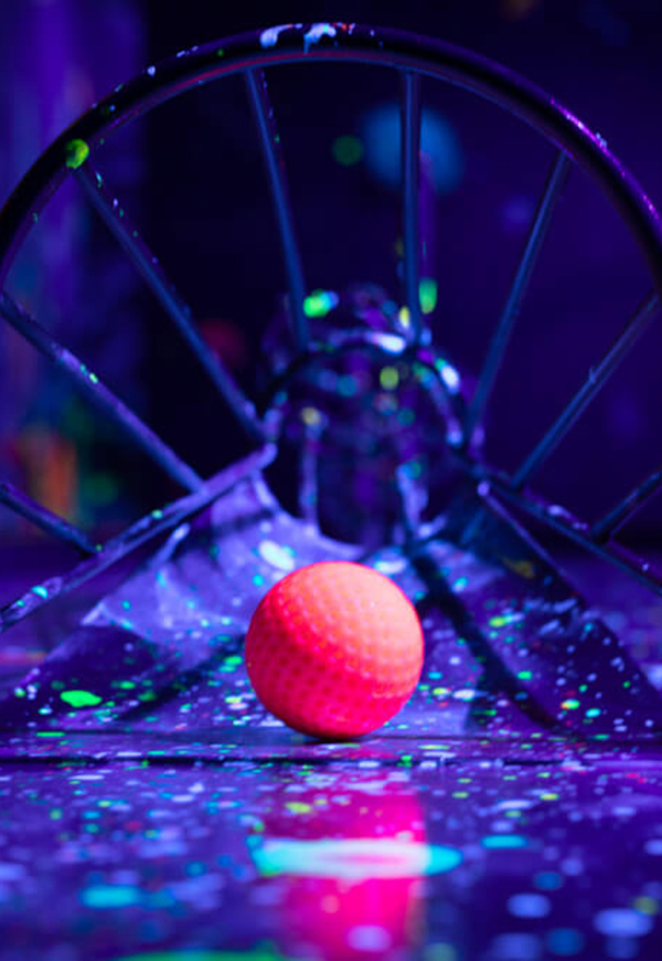Glow in the dark mini golf perth